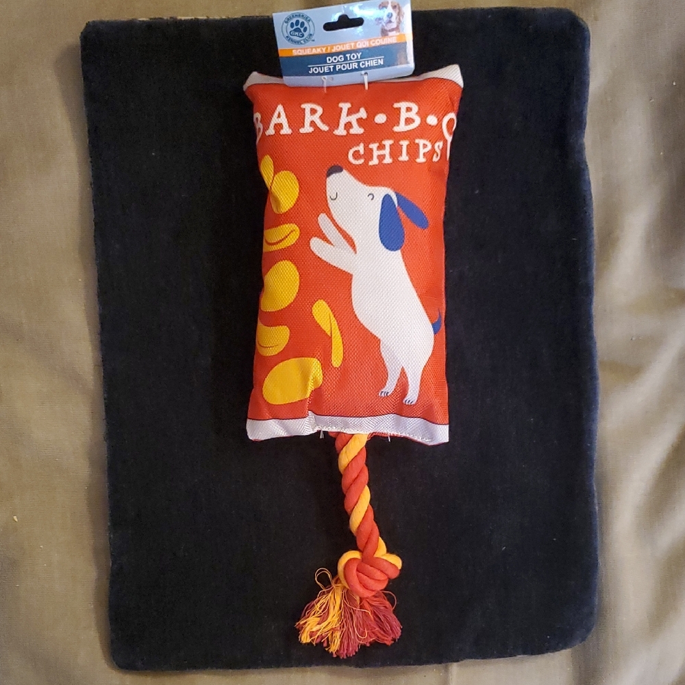 🐕  BARK-B-Q CHIPS DOG TOY 🐕